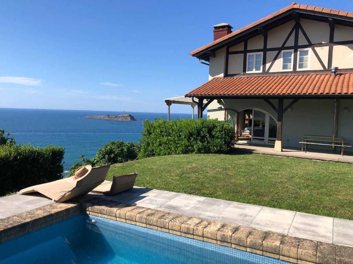 Adosado En La Costa Con Excelentes Vistas Al Estuario De Urdaibai Villa Mundaka Exterior photo