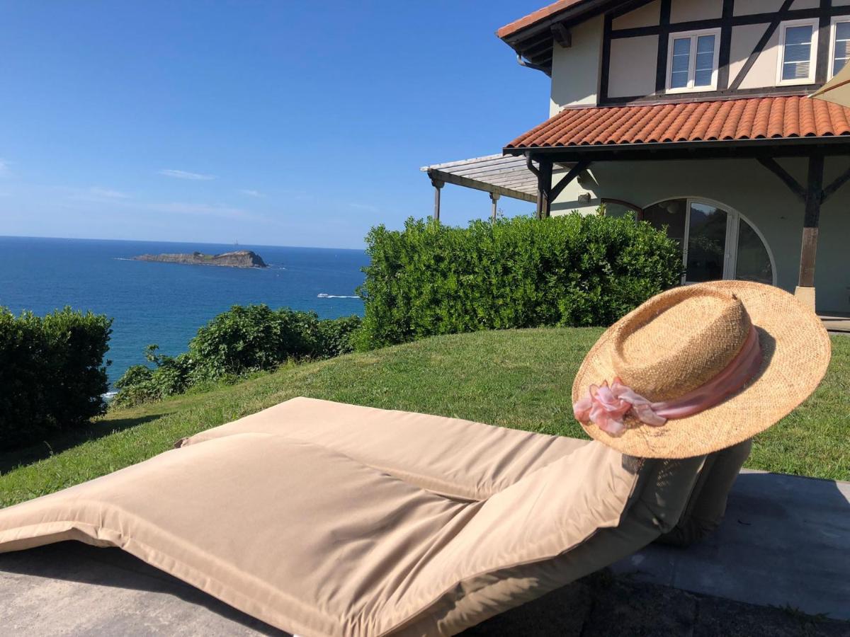 Adosado En La Costa Con Excelentes Vistas Al Estuario De Urdaibai Villa Mundaka Exterior photo